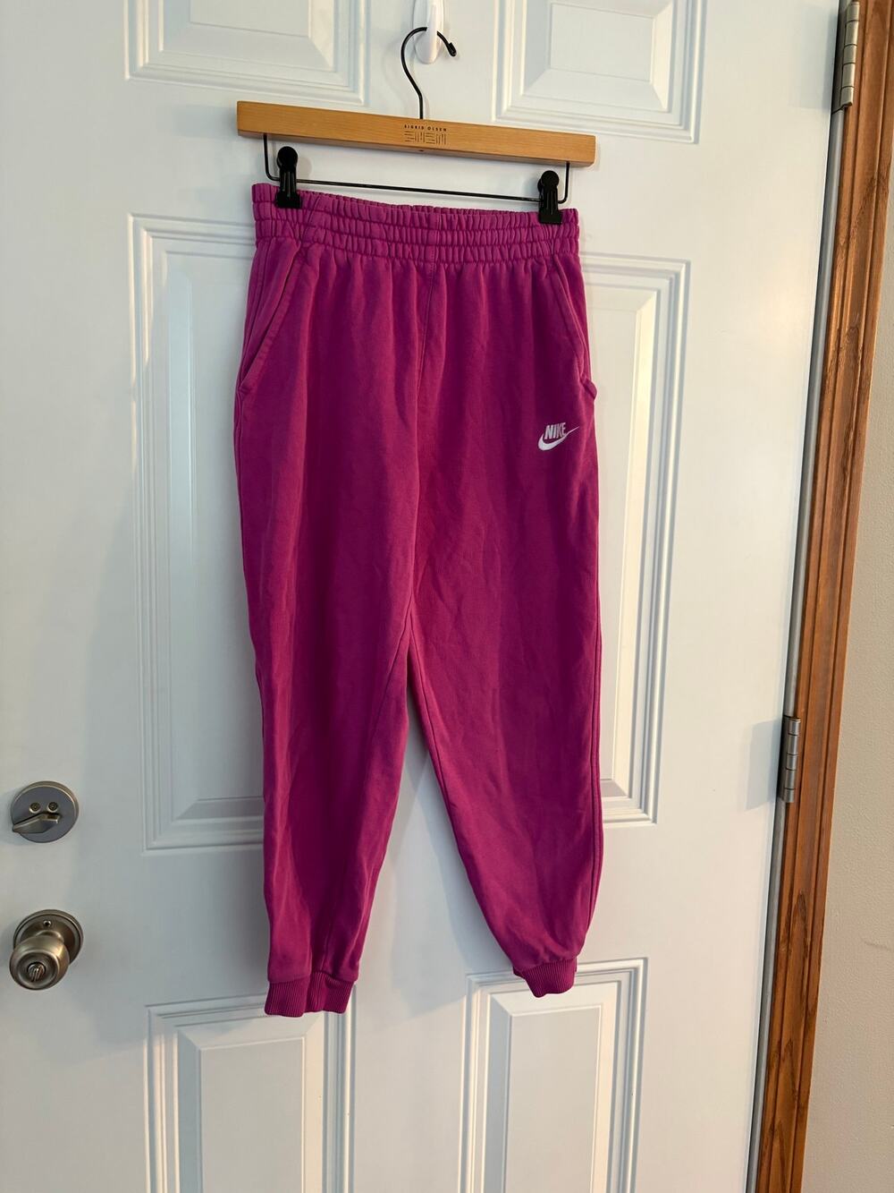 Girls Nike Joggers Size Large